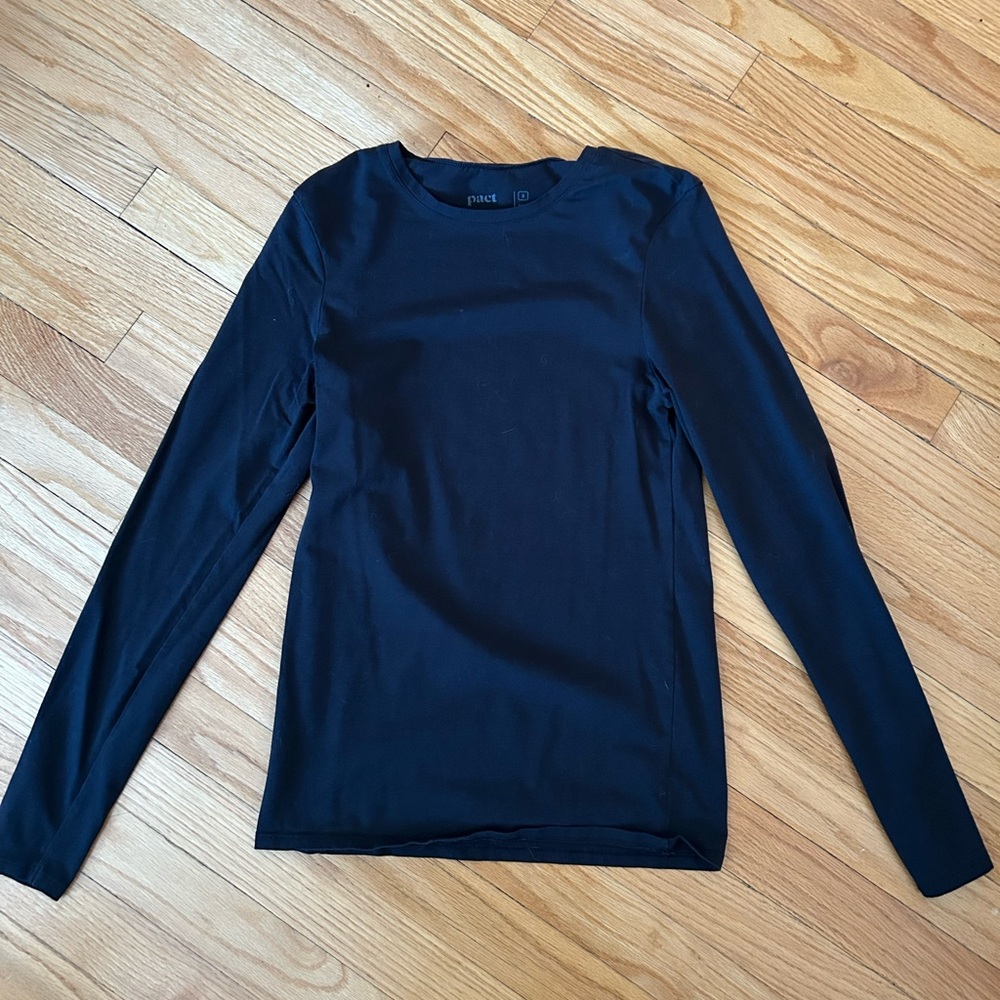 Pact Organic Black Long Sleeve Tee